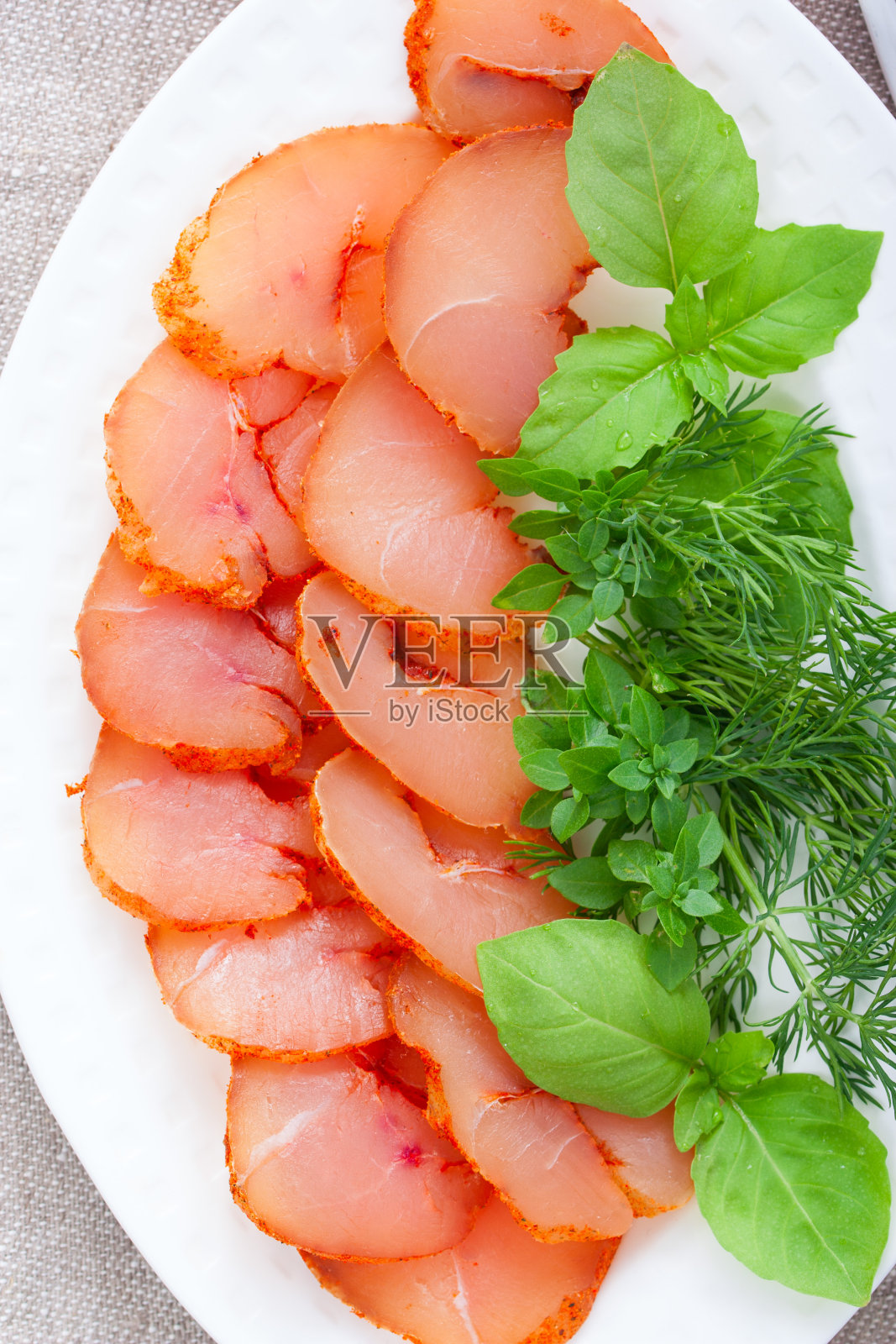 自制鸡胸肉,选择性聚焦照片摄影图片