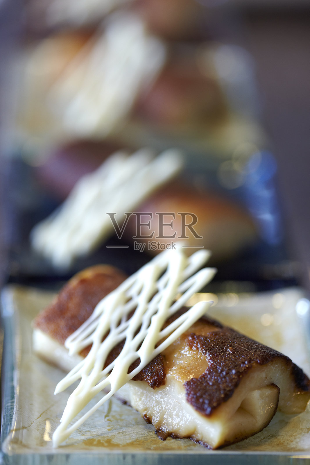 自助餐的甜点(Selective Focus)照片摄影图片