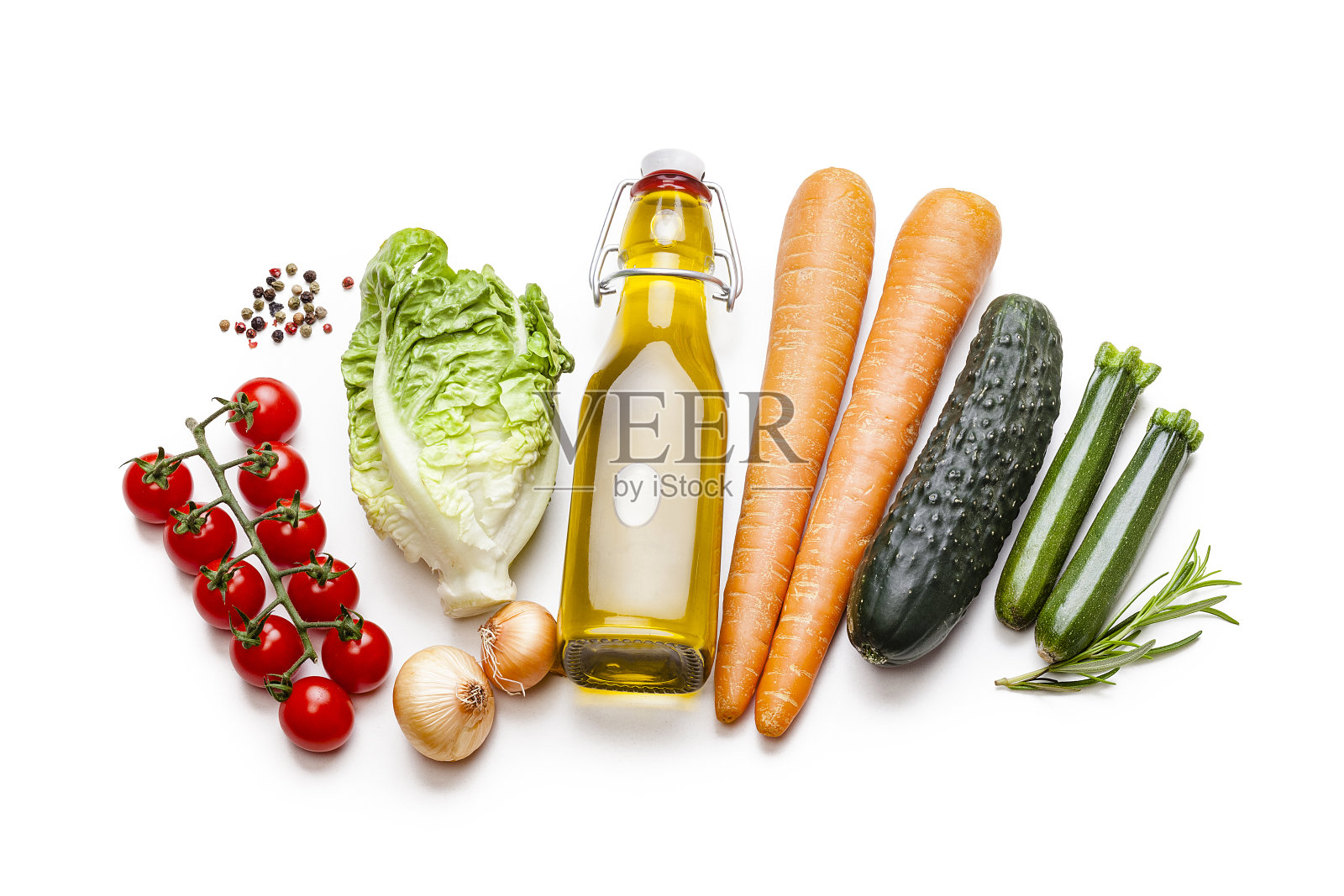 健康的沙拉成分被孤立在白色的背景上照片摄影图片