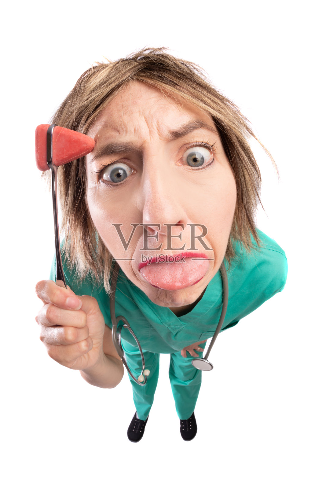 滑稽的鱼眼护士与反射锤照片摄影图片