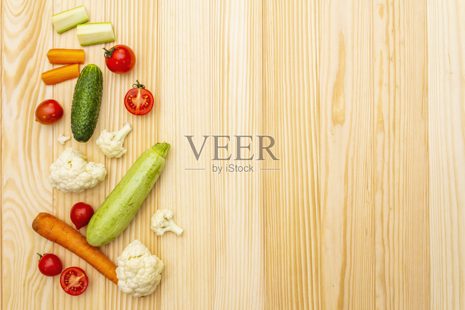 新鲜的有机蔬菜。照片摄影图片