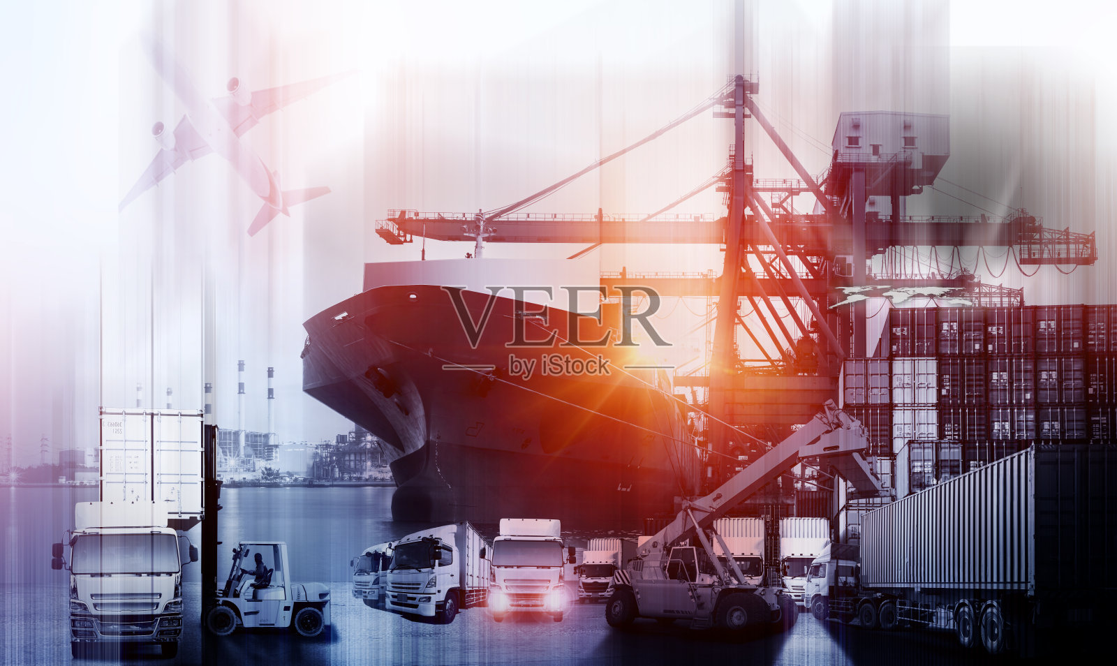 在船厂从事集装箱货轮和货机的物流运输与工作起重机桥,物流进出口和运输行业背景照片摄影图片