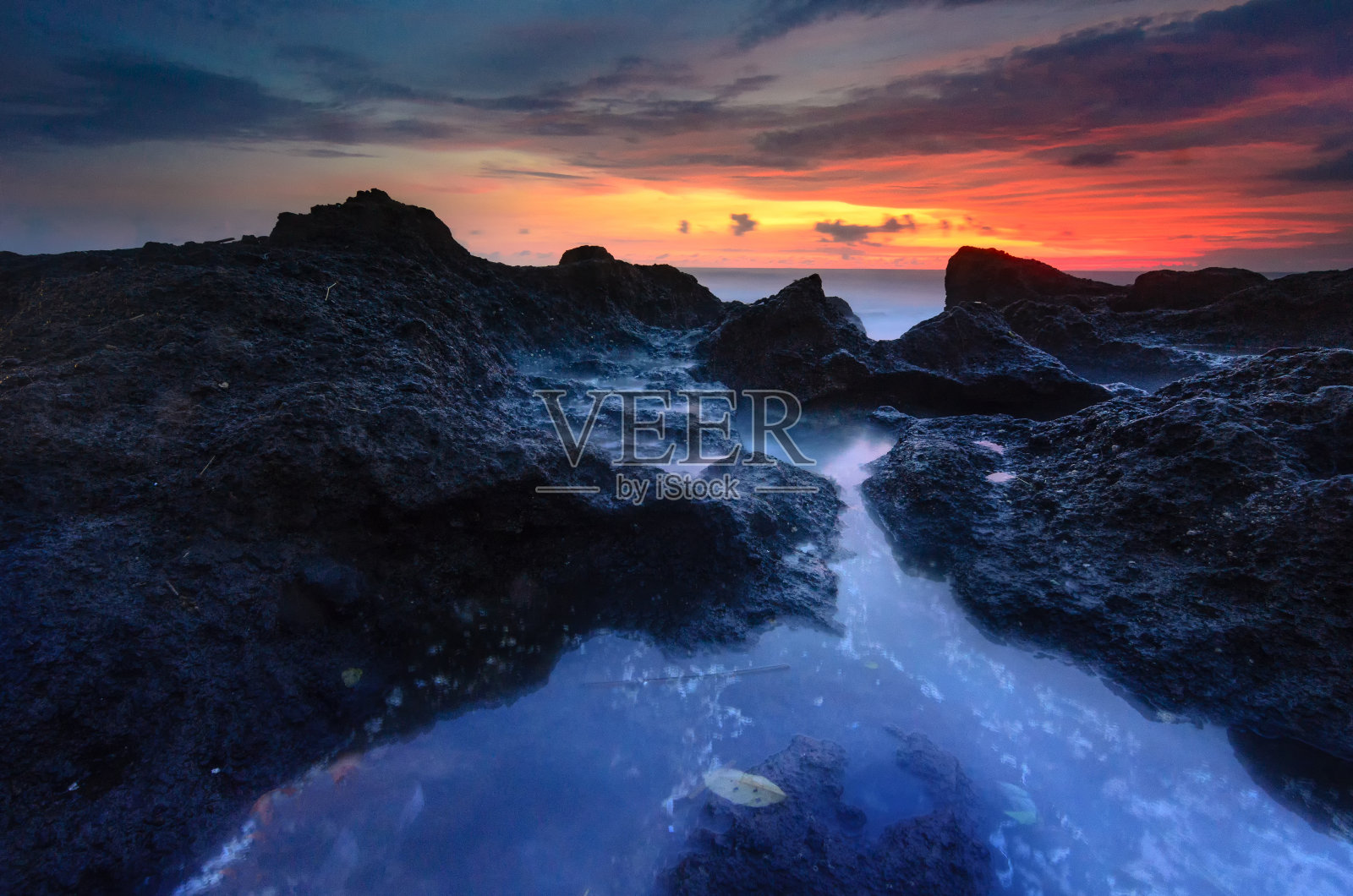 黑色岩石的心情照片摄影图片