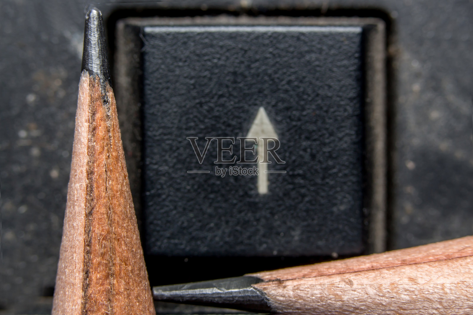 关闭了。木制铅笔照片摄影图片