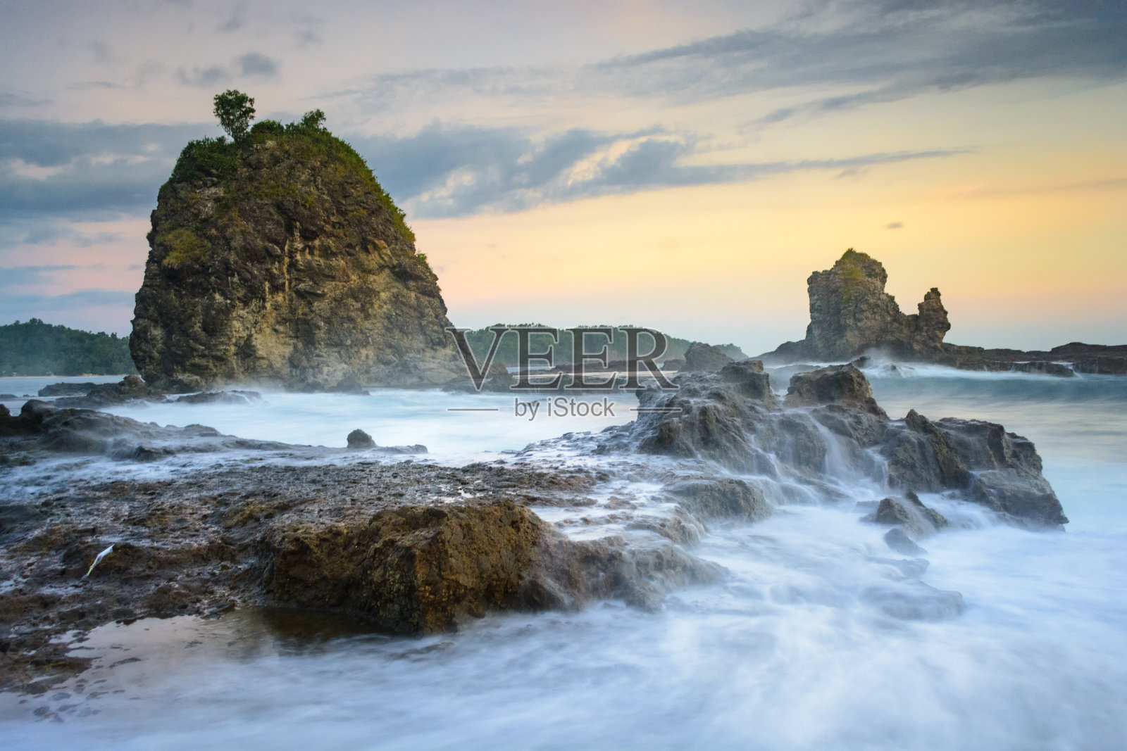 运动中的海滩照片摄影图片