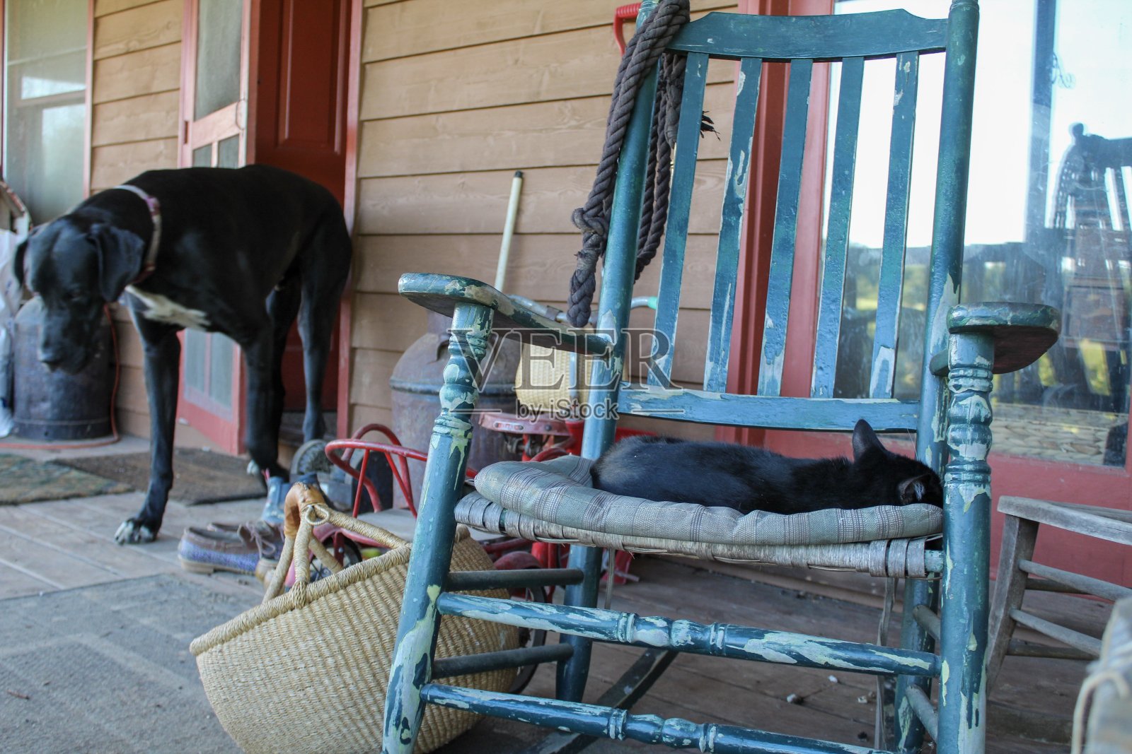 乡村农舍前廊照片摄影图片