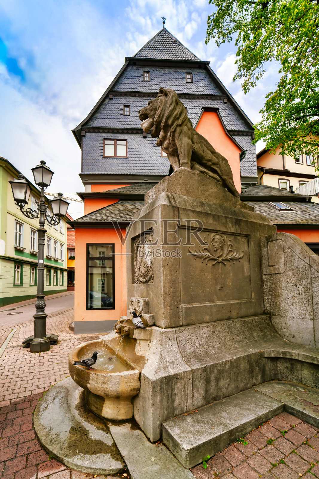 战争纪念馆-“狮子”/战争纪念馆-“狮子”在德国阿莫巴赫老城照片摄影图片