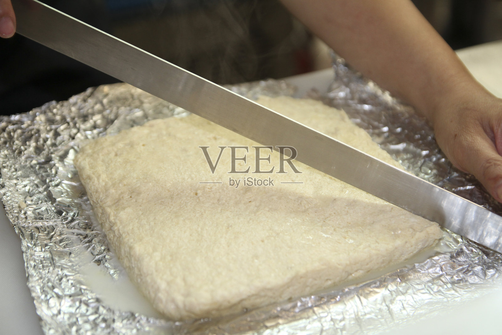 鱼和爱丽丝共同厨房;陶桂怀和苏文文照片摄影图片