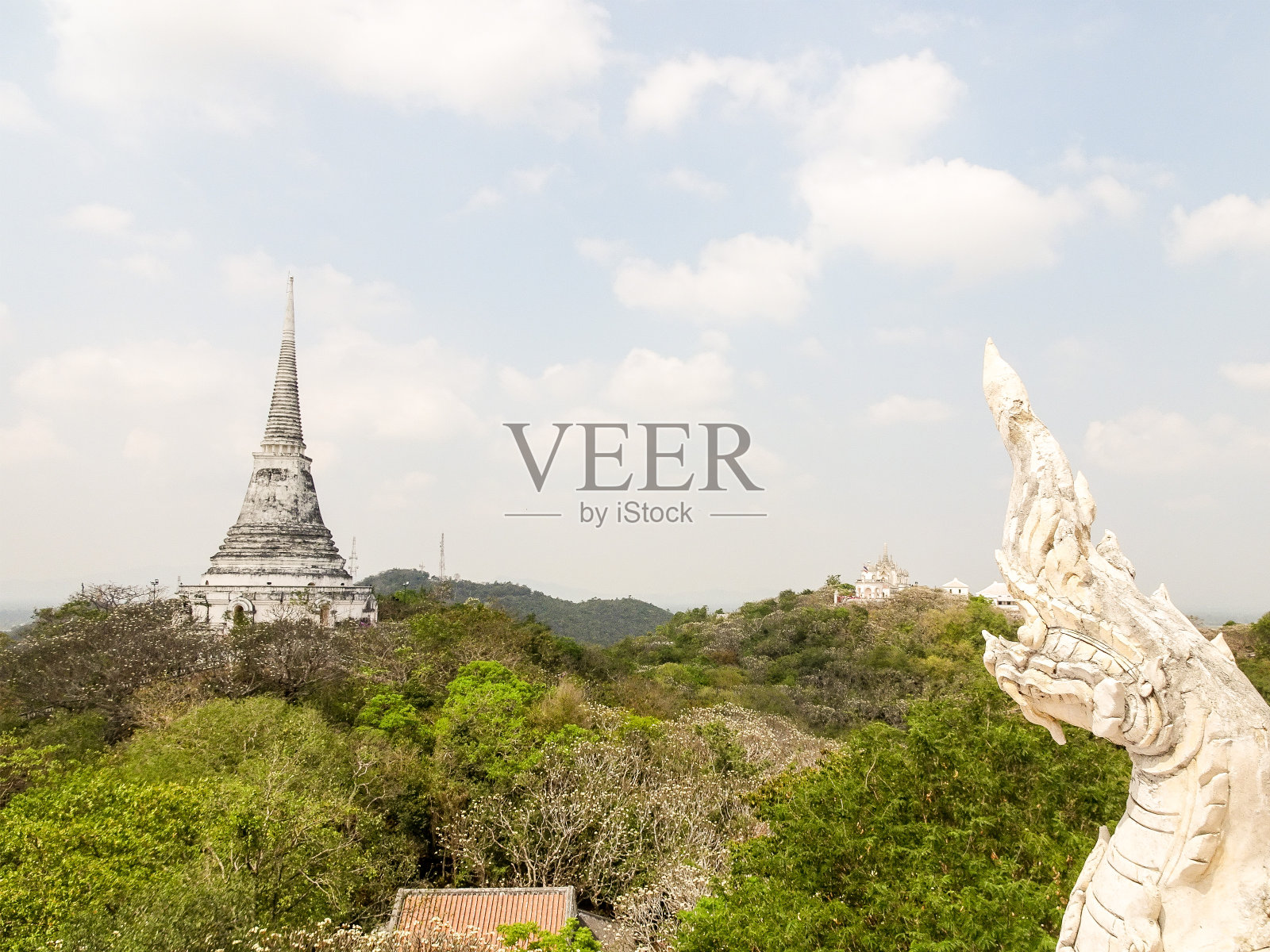 菲查布里塔姆考朗洞的寺庙照片摄影图片