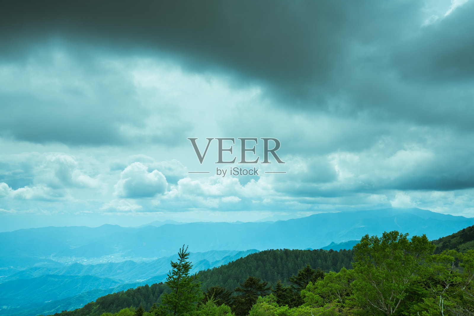 在山上照片摄影图片