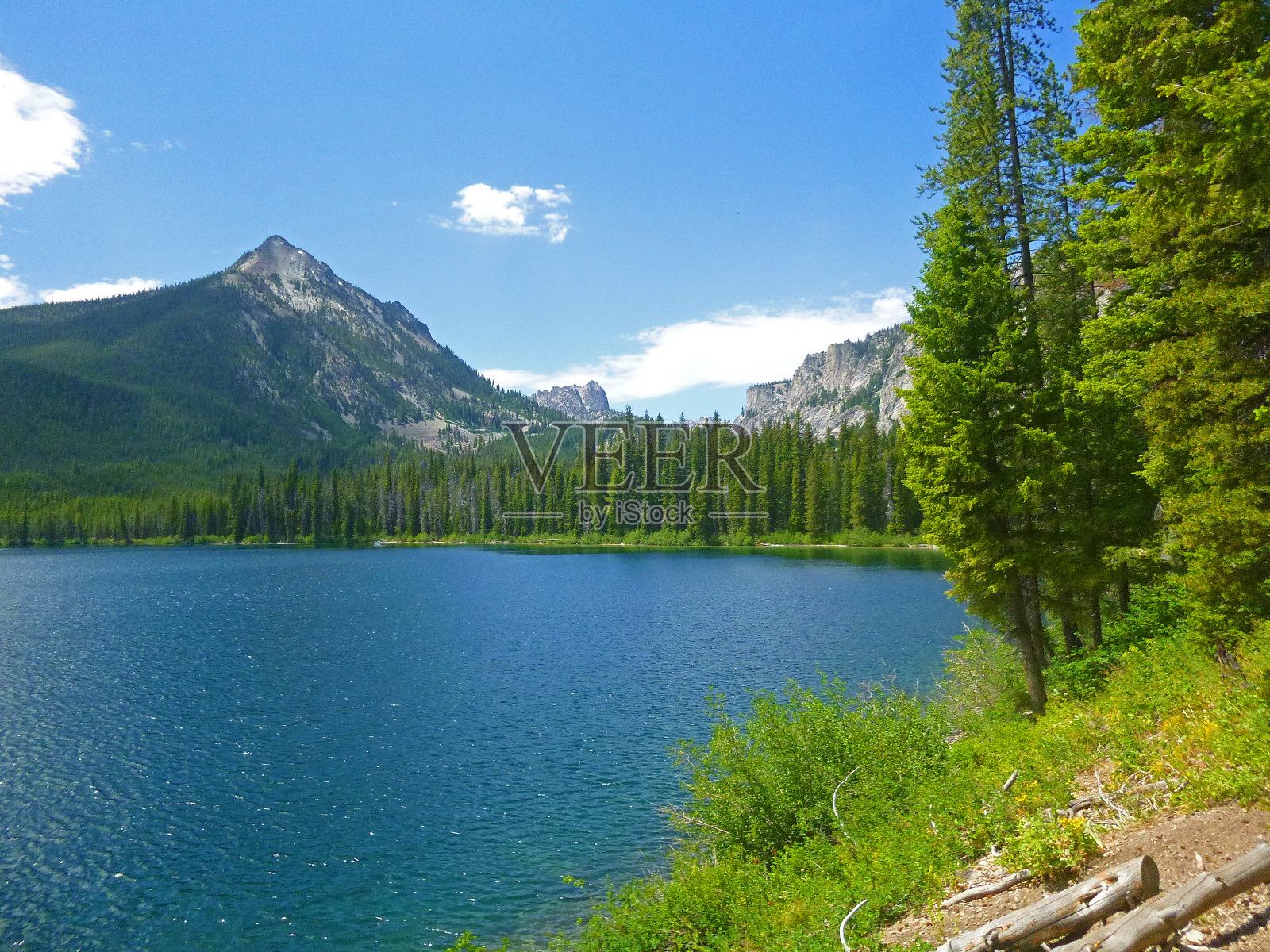 爱丽丝湖景照片摄影图片