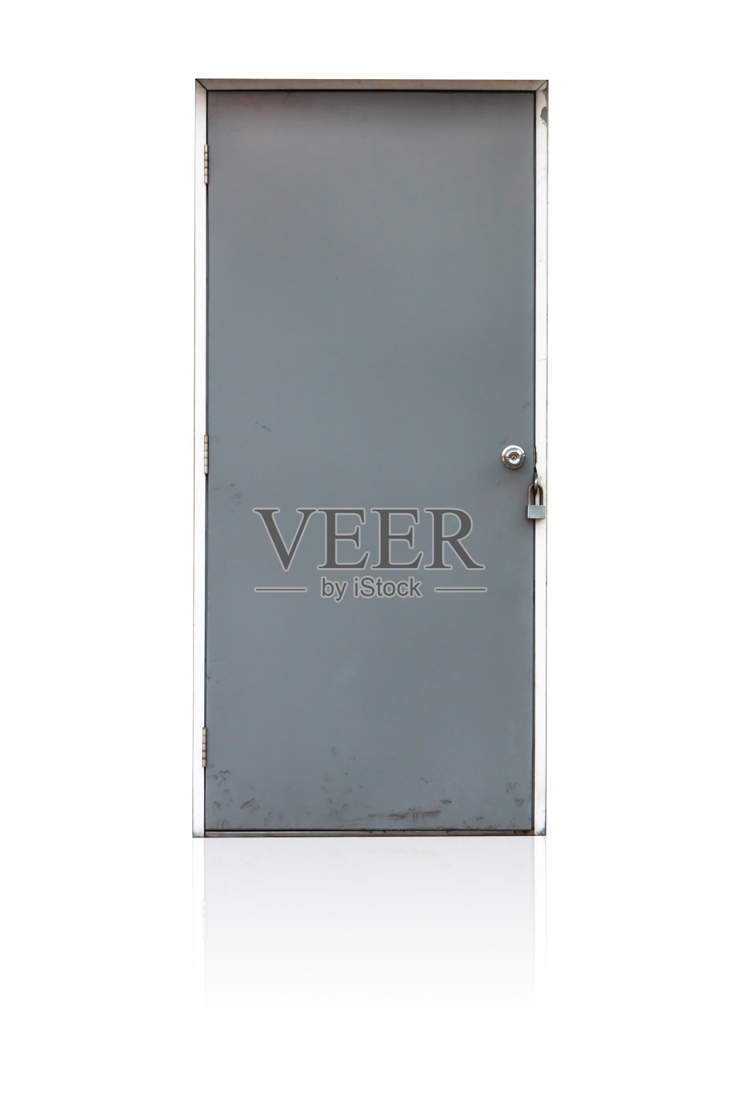 工业坚固的门关闭与钥匙锁隔离白色与剪切路径照片摄影图片