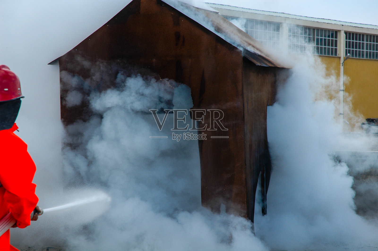 消防员和消防照片摄影图片