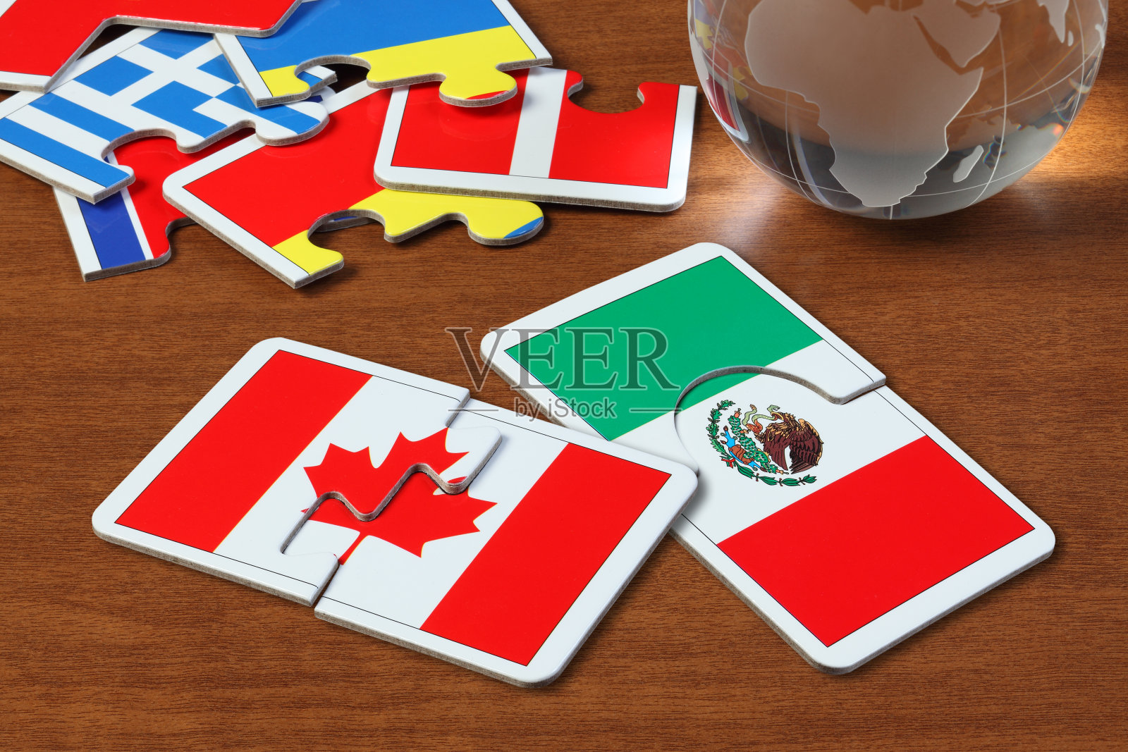 加拿大和墨西哥国旗的拼图照片摄影图片