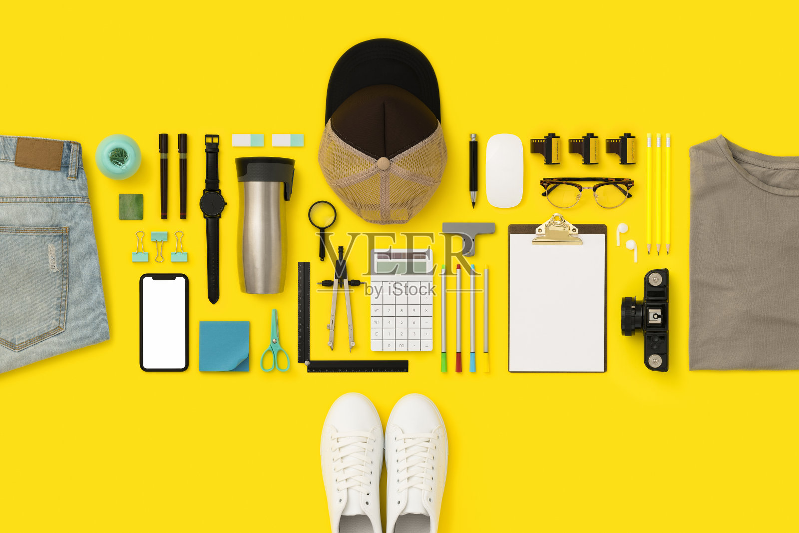 回到学校平躺照片摄影图片