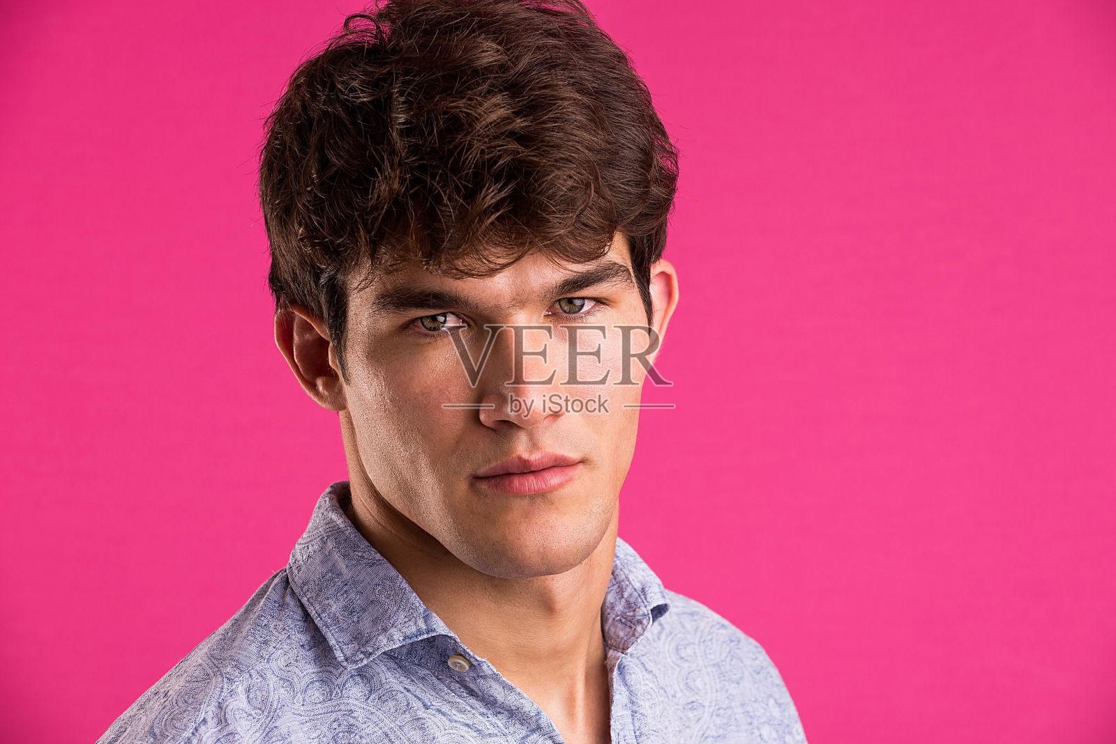 帅哥肖像照片摄影图片