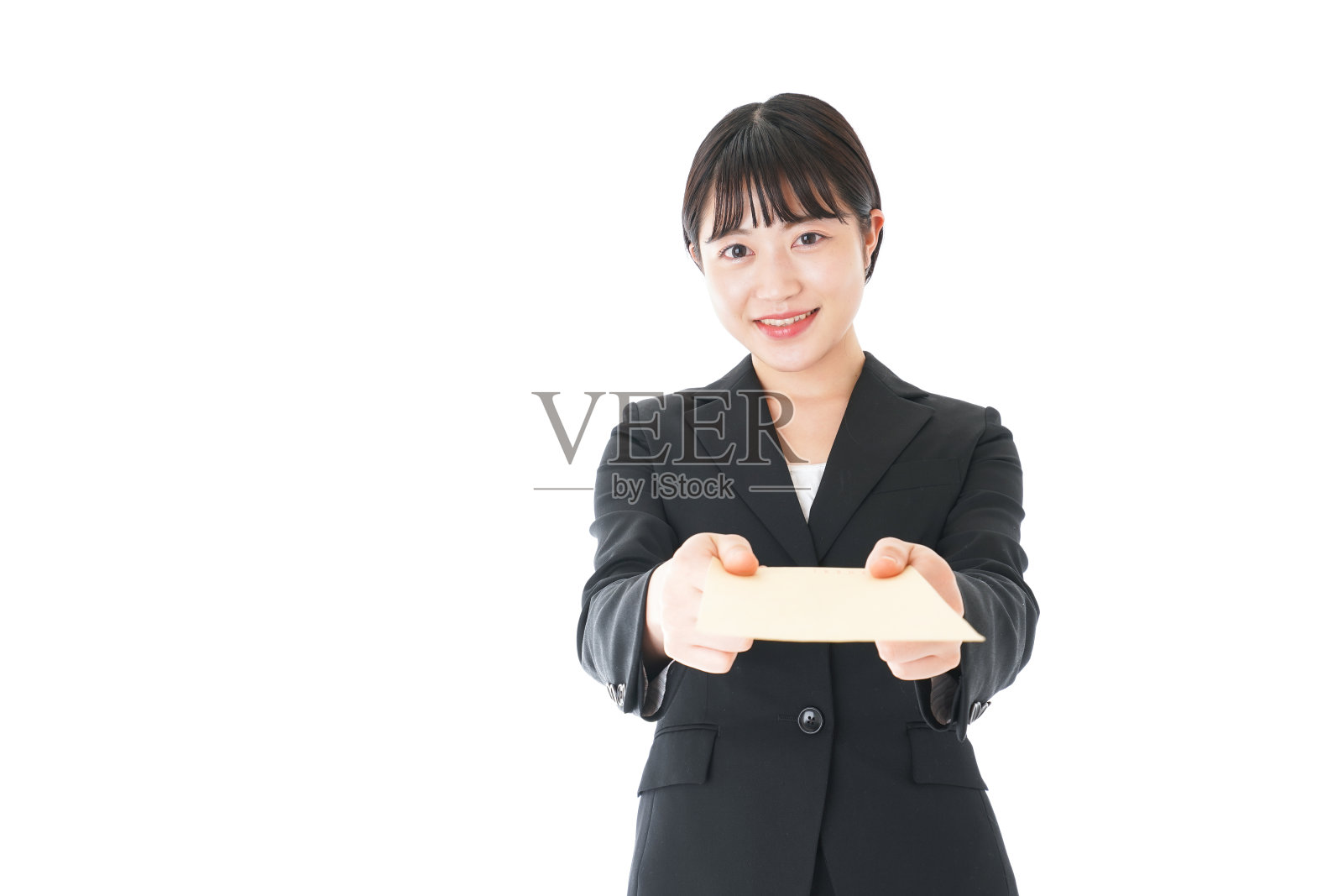 穿着西装提交文件的女商人照片摄影图片