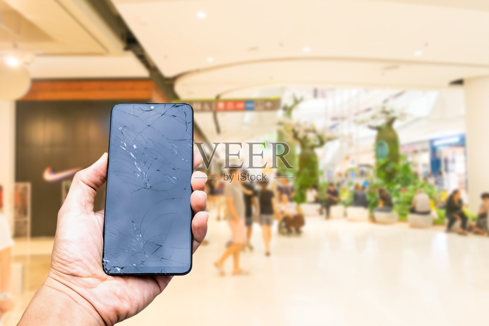 智能手机的屏幕打破了破碎的屏幕照片摄影图片