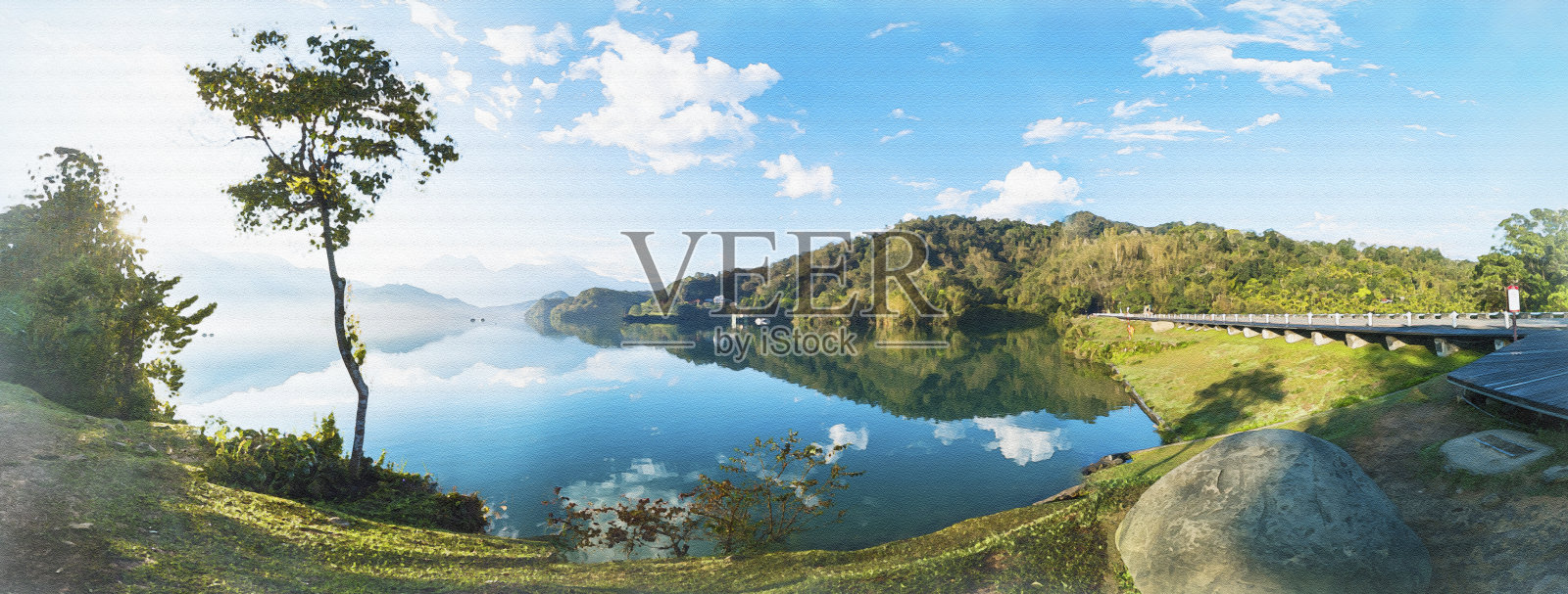 日月潭木制自行车道全景景观水彩画照片摄影图片