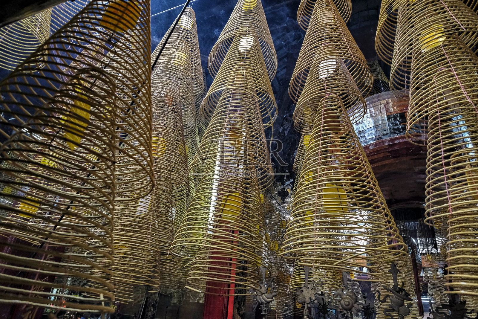 螺旋香棒,越南Can Tho。照片摄影图片