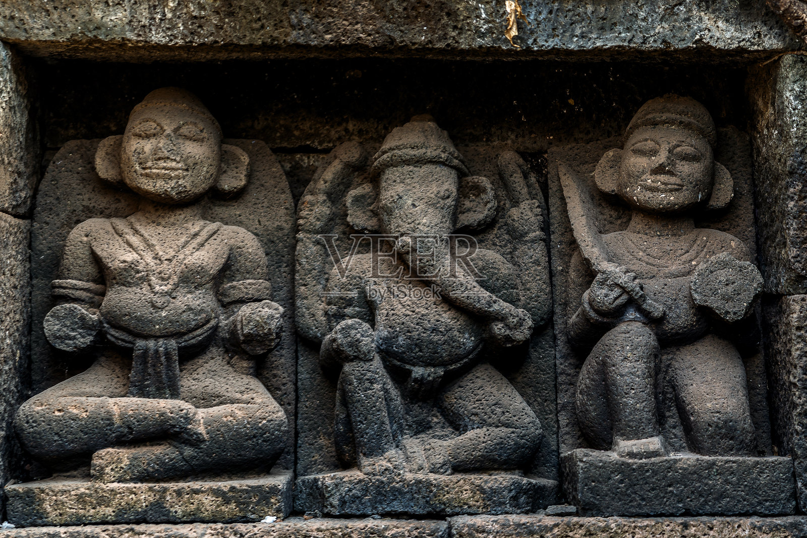 巴德拉普尔步骤井 - (巴德拉普尔希夫卡林维希尔又名佩什瓦卡林维希尔) 德瓦洛利维利奇附近的巴德拉普尔区: 泰恩照片摄影图片