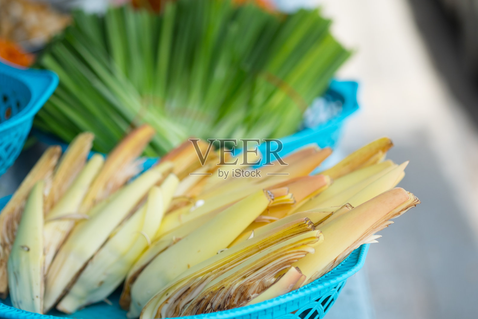 鲜香蕉花配葱花作泰式炒粉配菜照片摄影图片