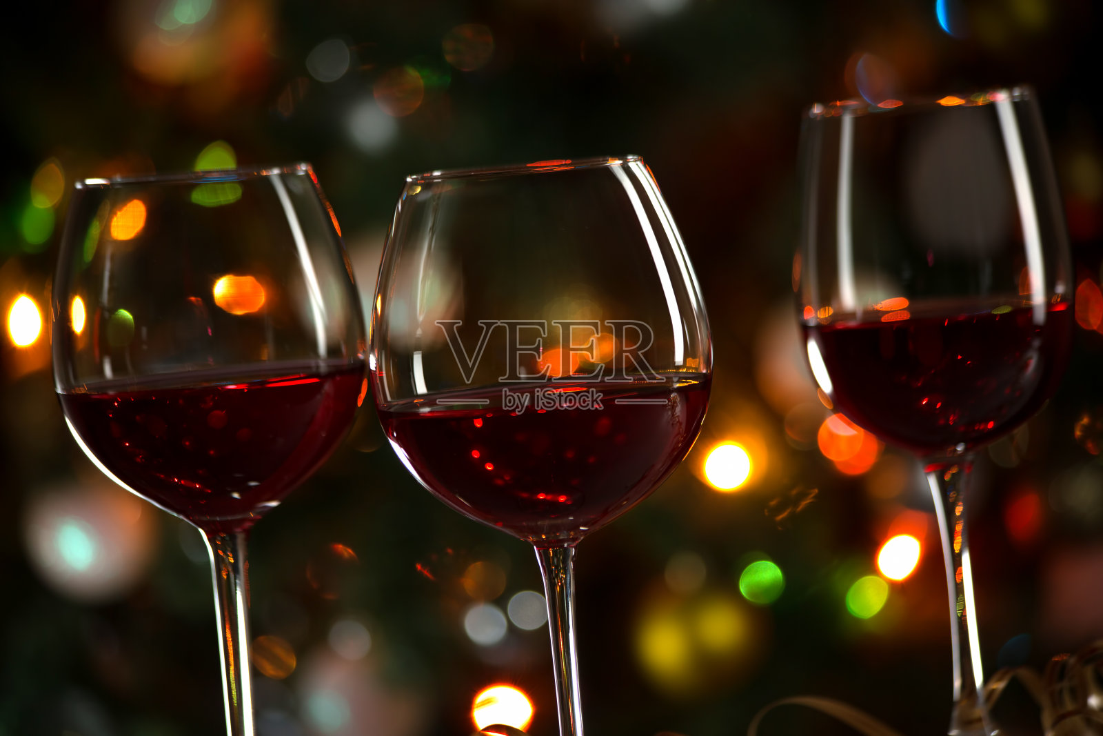 水晶酒杯照片摄影图片