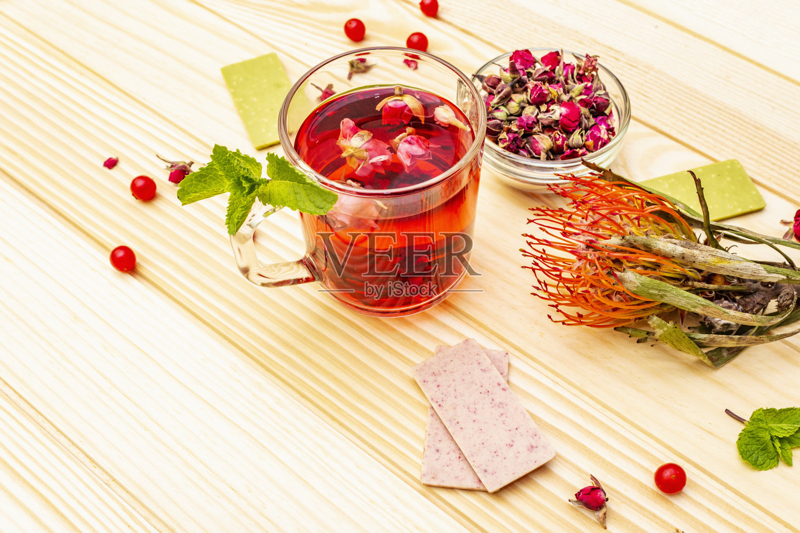 夏日美味的绿玫瑰茶照片摄影图片