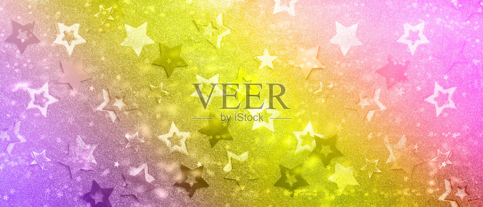 圣诞节的庆祝活动。抽象背景时尚霓虹颜色。彩虹渐变背景与灯光散景,复制空间为新年派对。金色的星星在微光纹理上的图案照片摄影图片