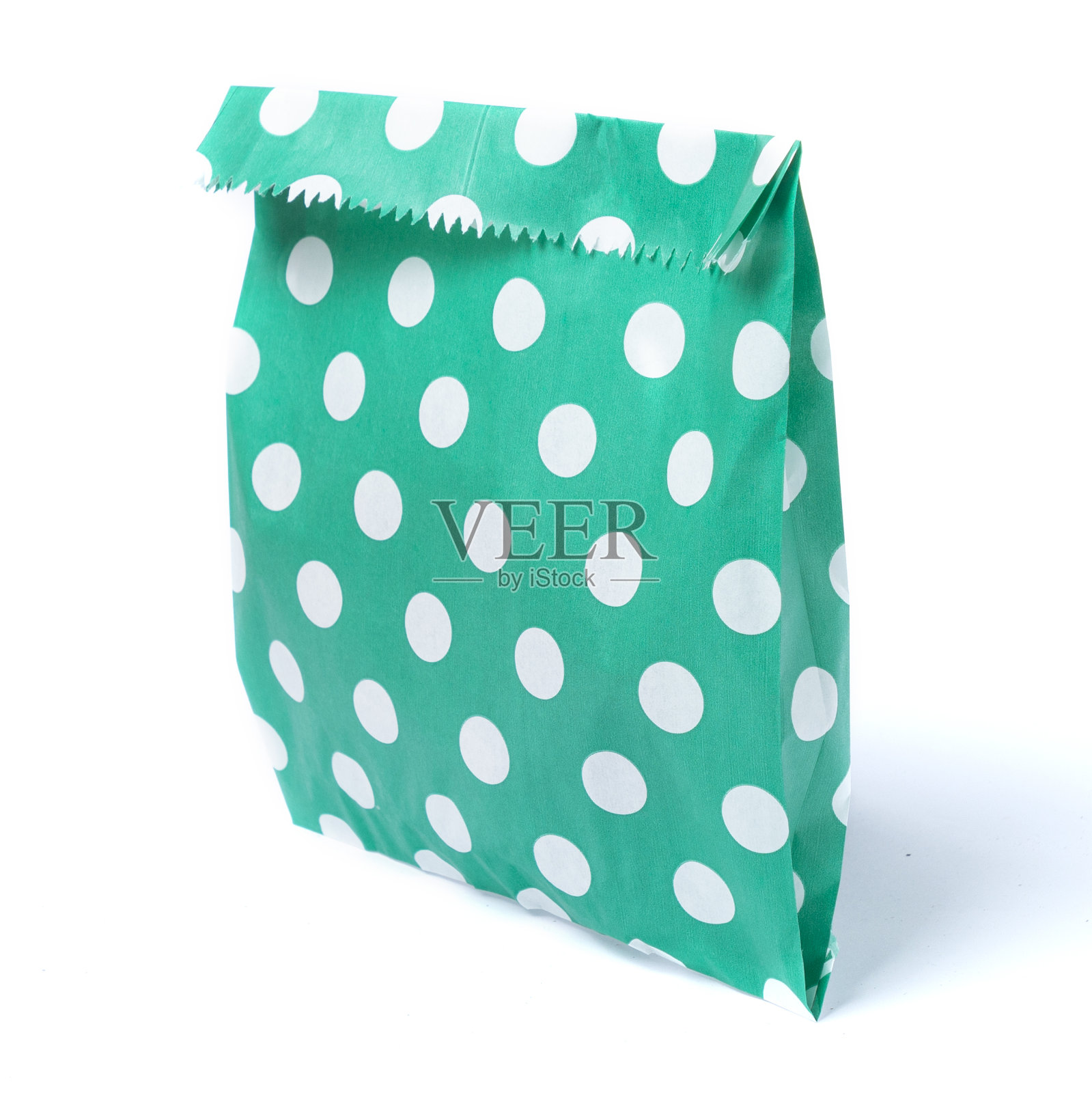 模拟回收空白牛皮纸购物彩色袋午餐或食物或购买在棕色纸工艺背景照片摄影图片