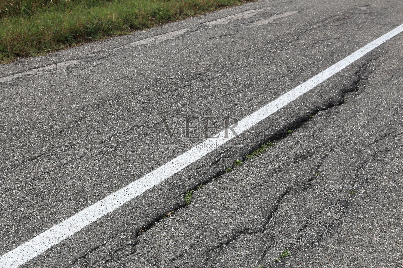 糟糕的路面照片摄影图片