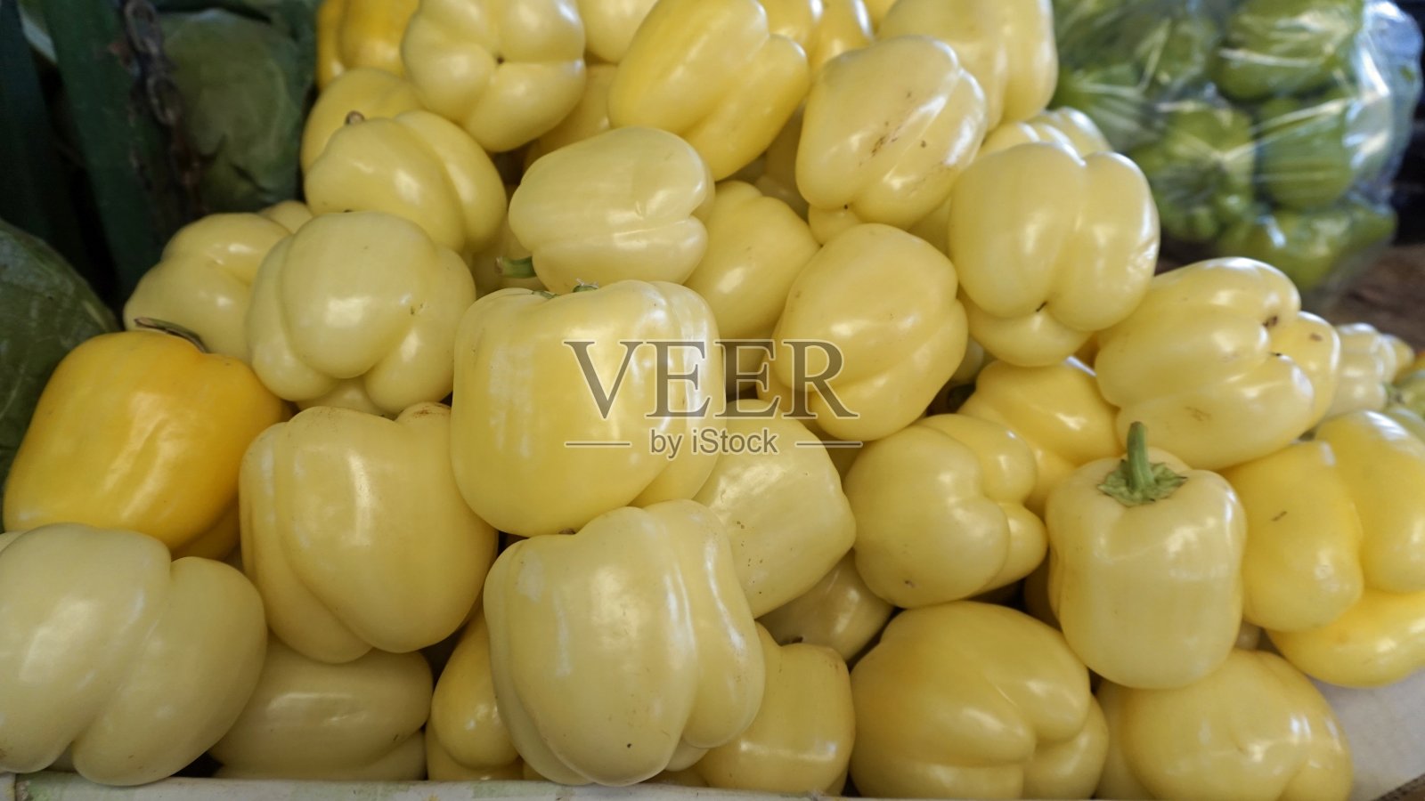 斯科普里市场的新鲜食物照片摄影图片