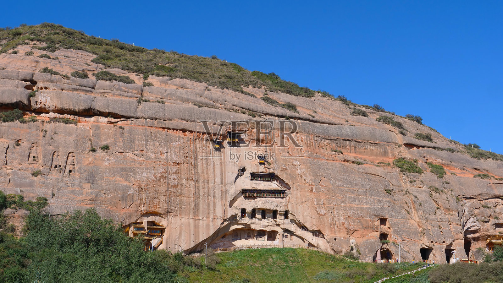 中国甘肃张掖马地寺美丽的风景。照片摄影图片
