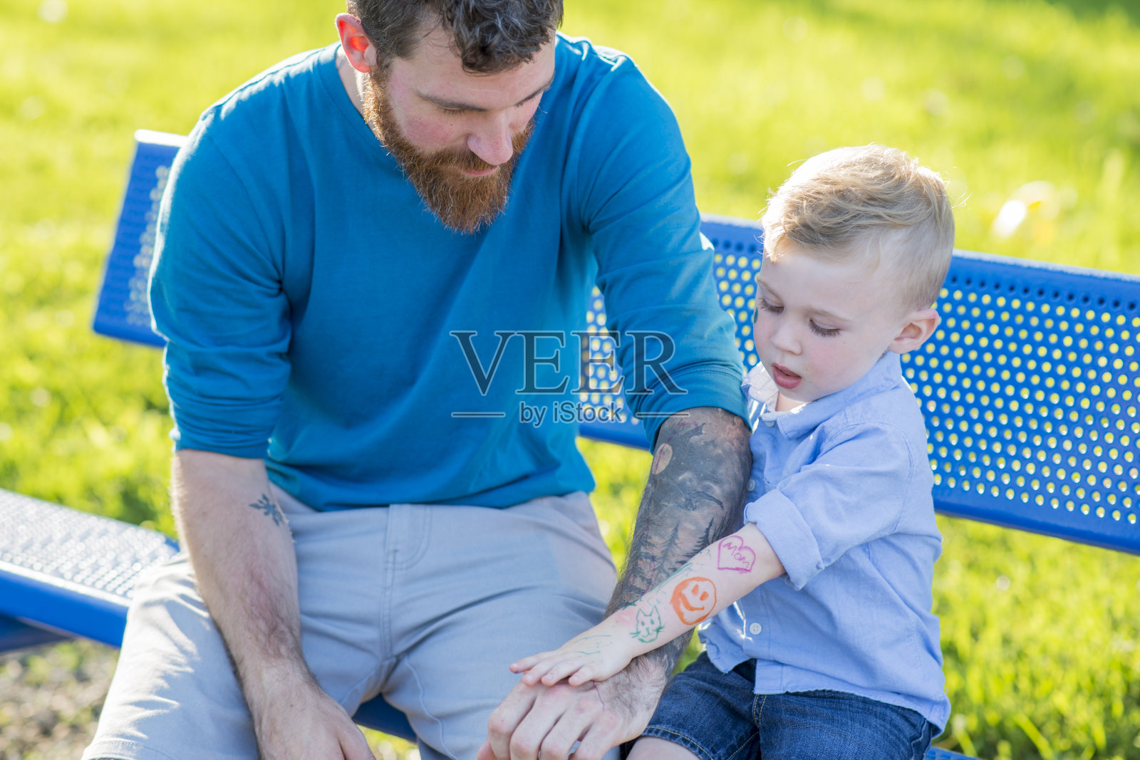 比较纹身照片摄影图片