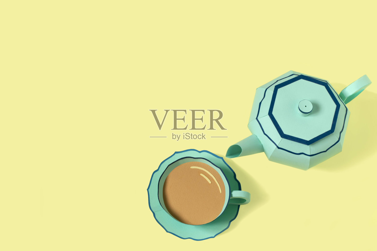 纸茶壶和纸杯照片摄影图片