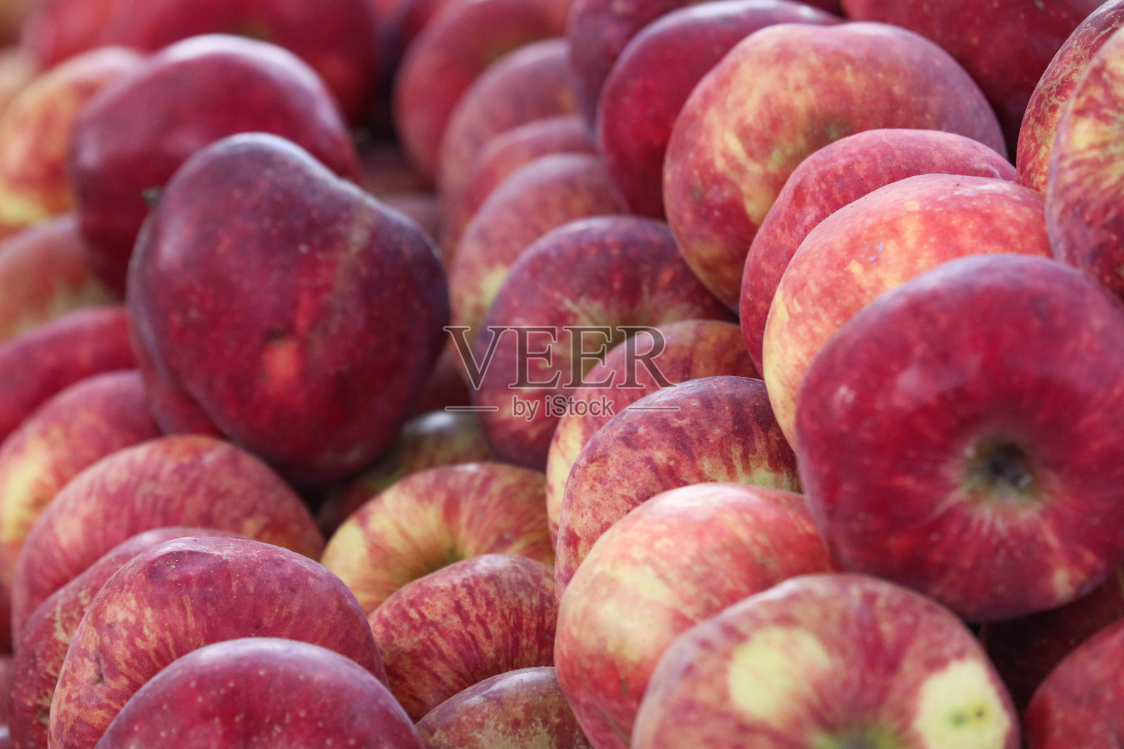 堆红苹果水果印度线形照片摄影图片