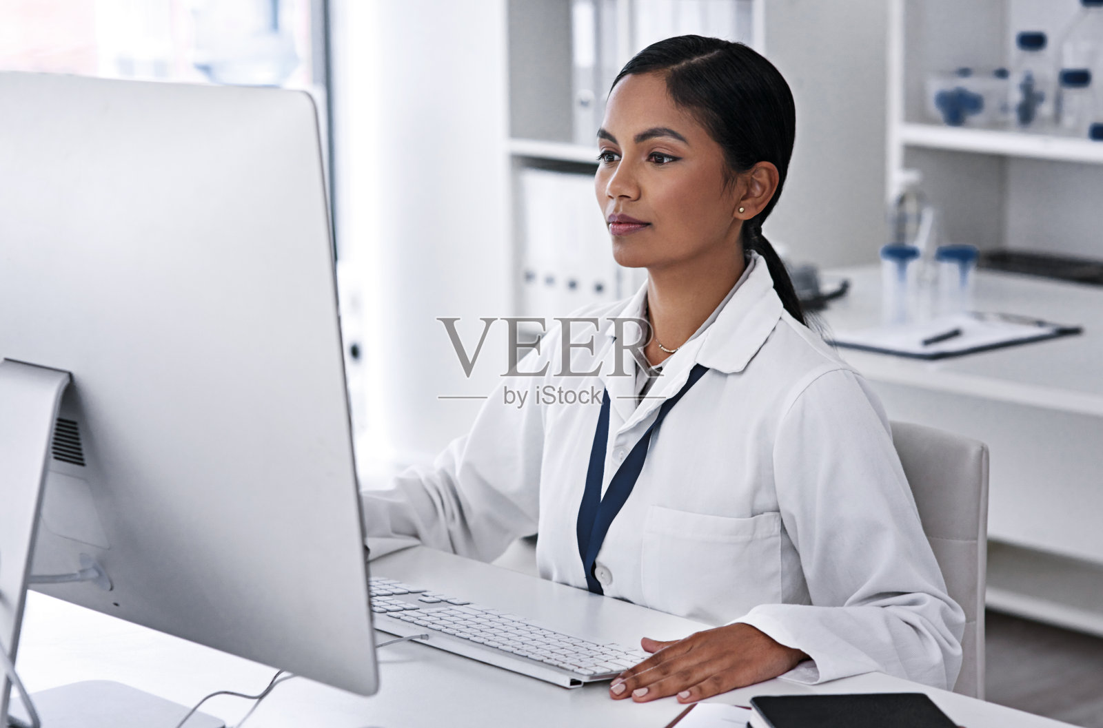 科学是一项艰苦的工作照片摄影图片