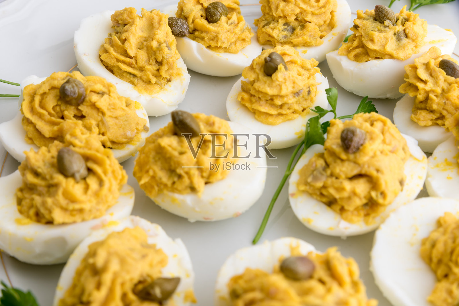 复活节彩蛋作为开始照片摄影图片