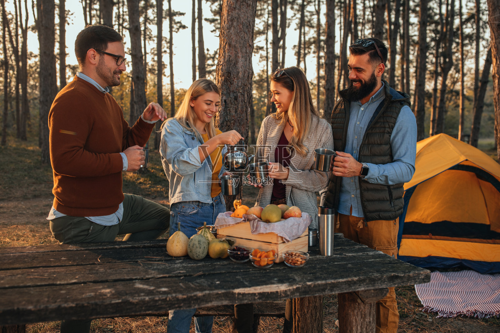 享受你的青春照片摄影图片