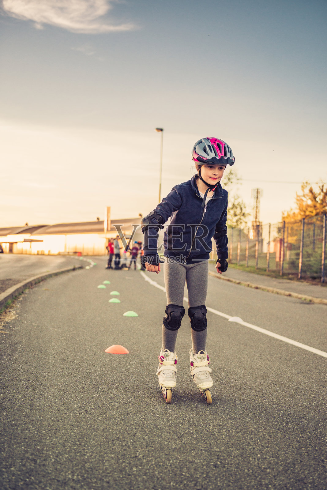 轮滑训练照片摄影图片
