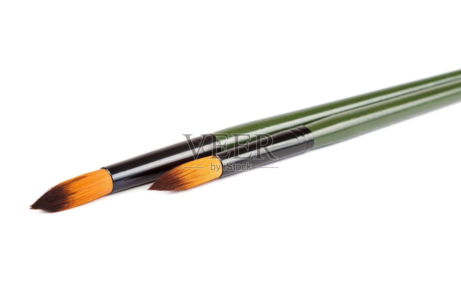 艺术笔刷孤立在白色背景上。照片摄影图片