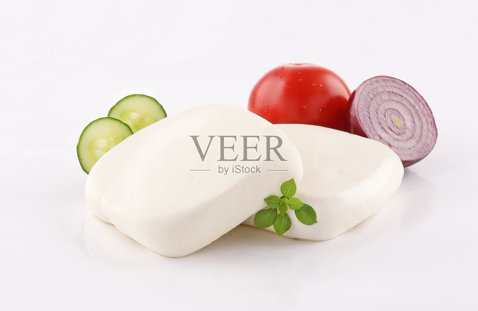 白色的阿卡维奶酪块照片摄影图片