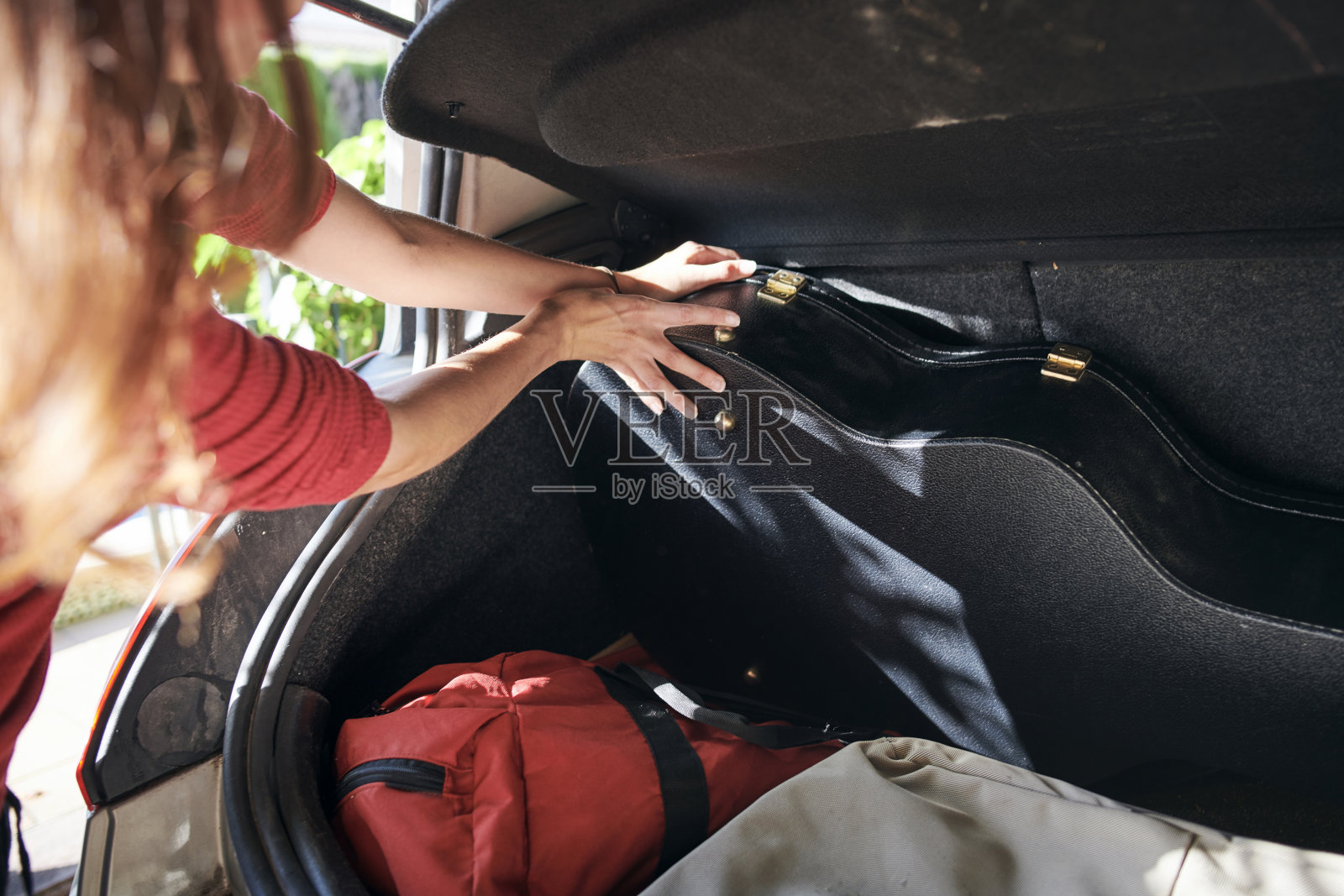 装行李照片摄影图片