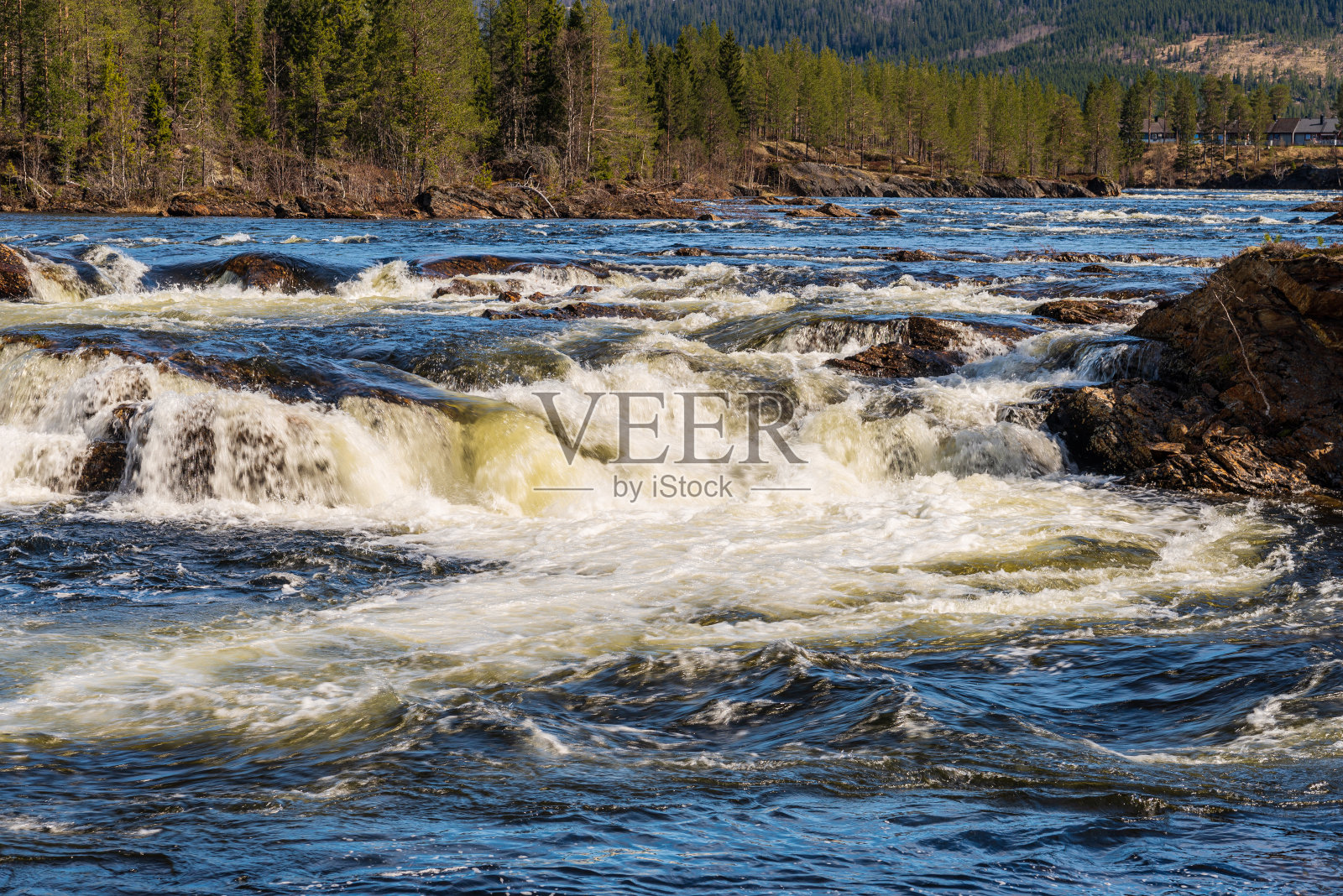 从特隆赫姆到挪威福斯克途中的自然风景照片摄影图片