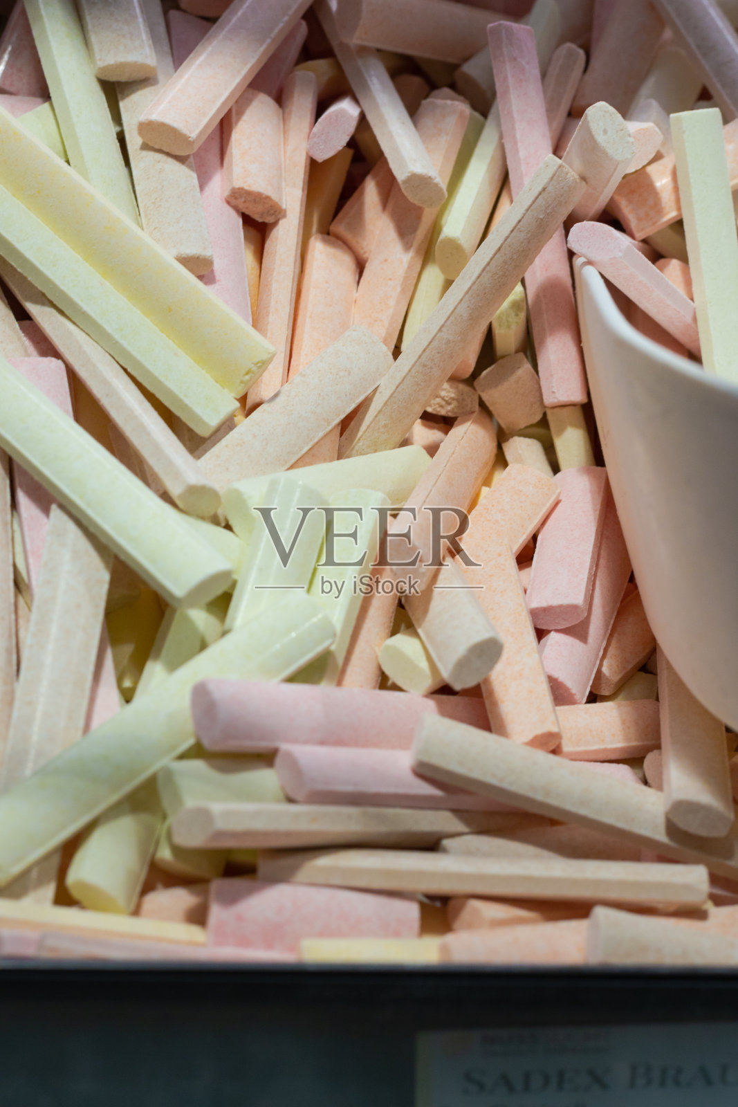 圣诞市场上的糖果照片摄影图片