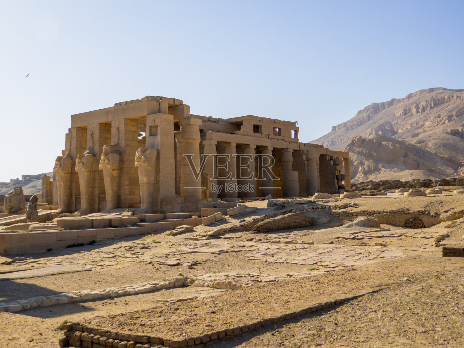 埃及卢克索拉美西斯神庙照片摄影图片