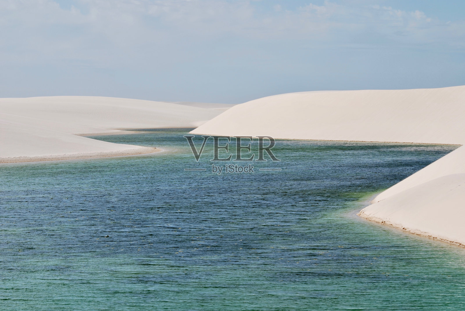 巴西,Lencois Maranhenses, Barreirinhas海滩上的沙丘照片摄影图片