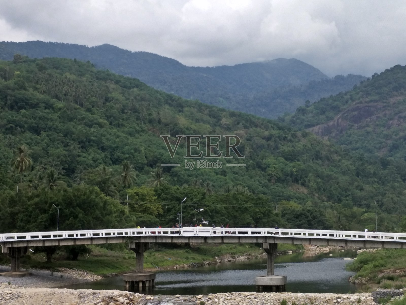 美丽的山的观点照片摄影图片