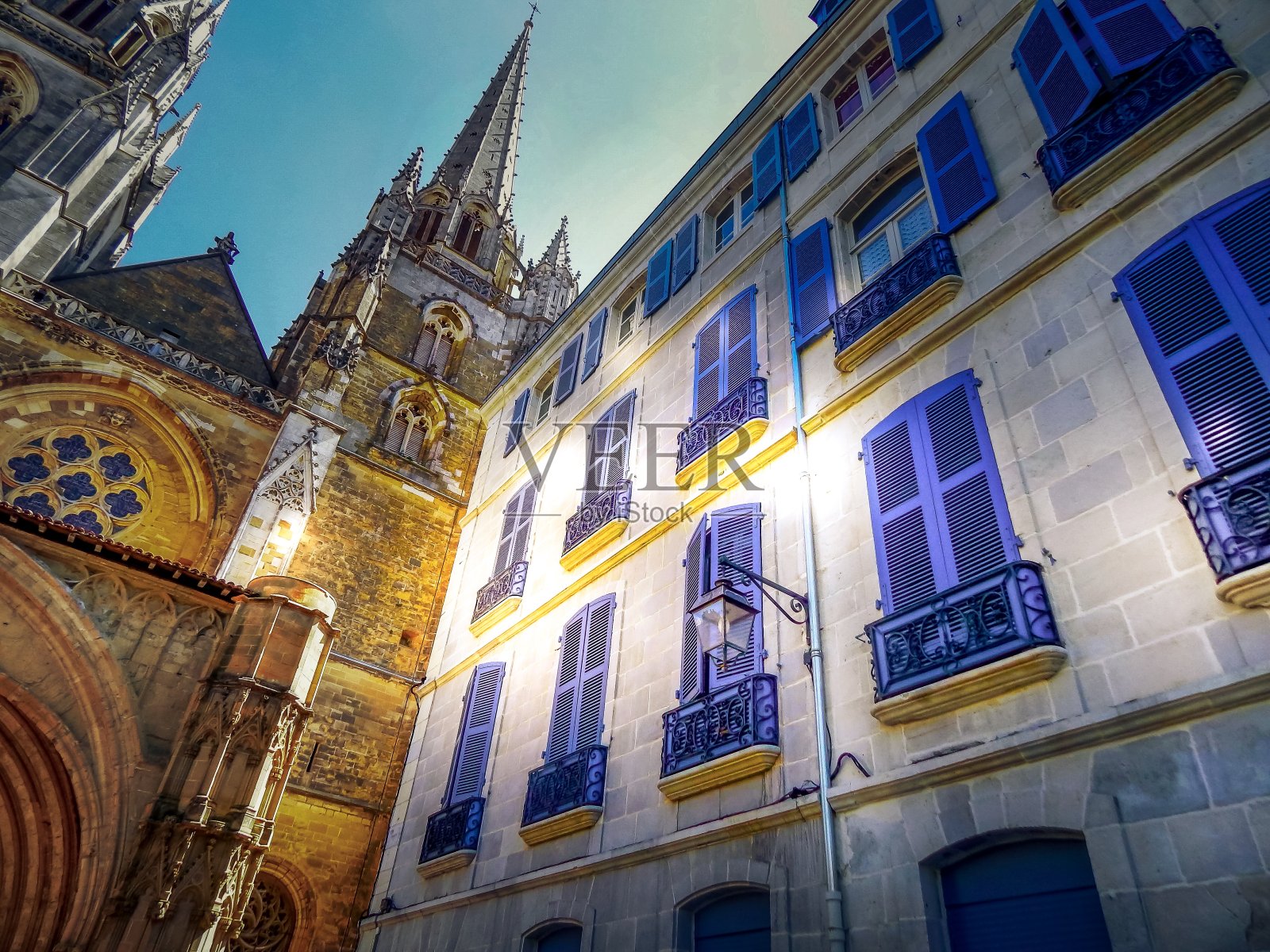 蓝色的百叶窗照片摄影图片