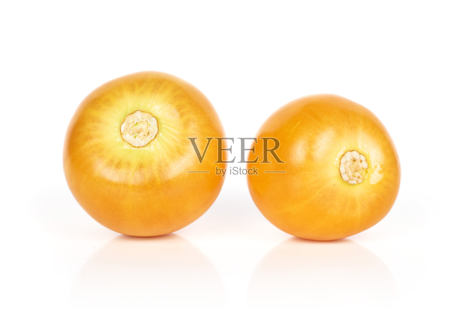 白色上分离出的新鲜橘色酸浆照片摄影图片